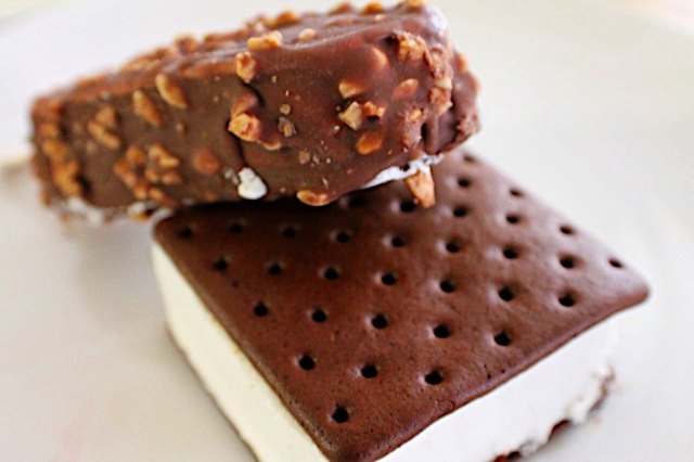 ice cream sandwiches