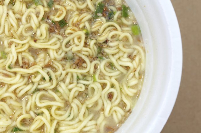 instant cup noodles