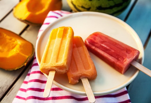 Homemade ice fruit popsicles